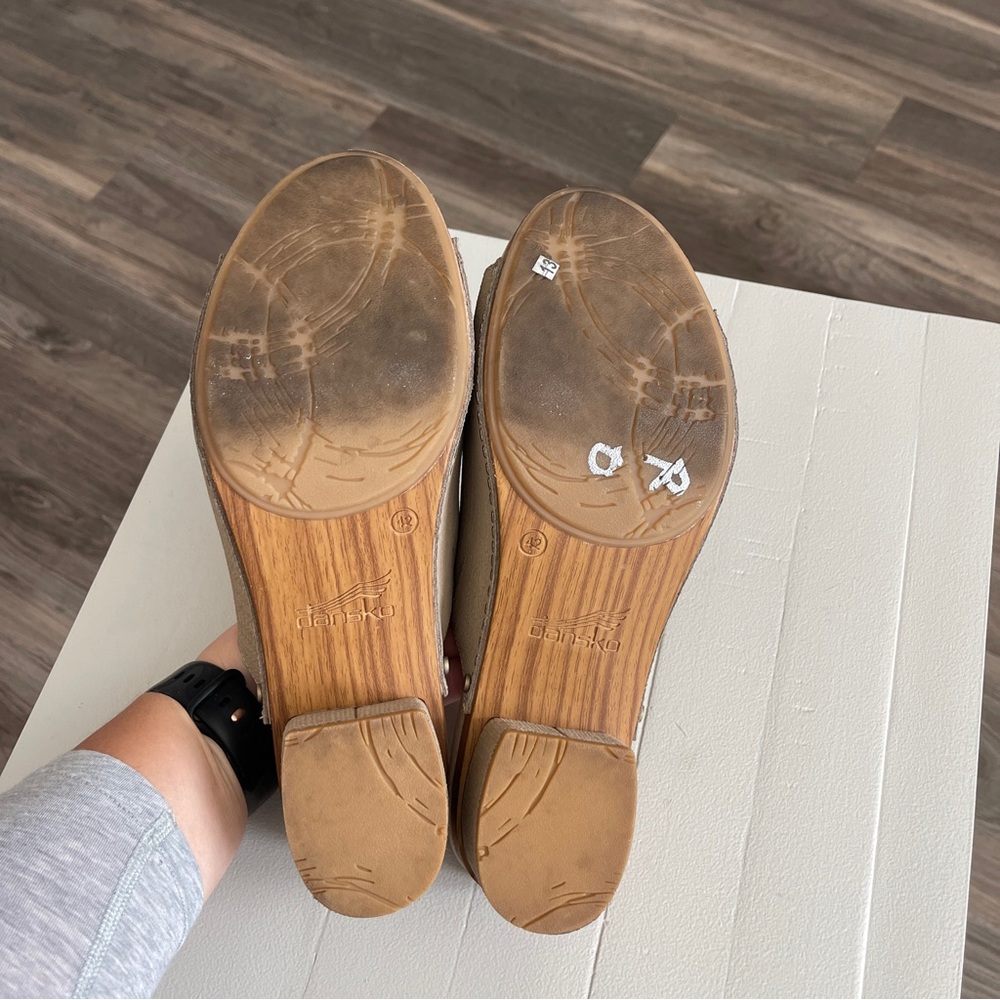 Dansko Sandals. Size 42 - Picture 7 of 8